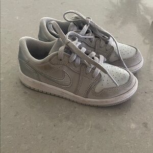 Nike Kids Silver Sneakers